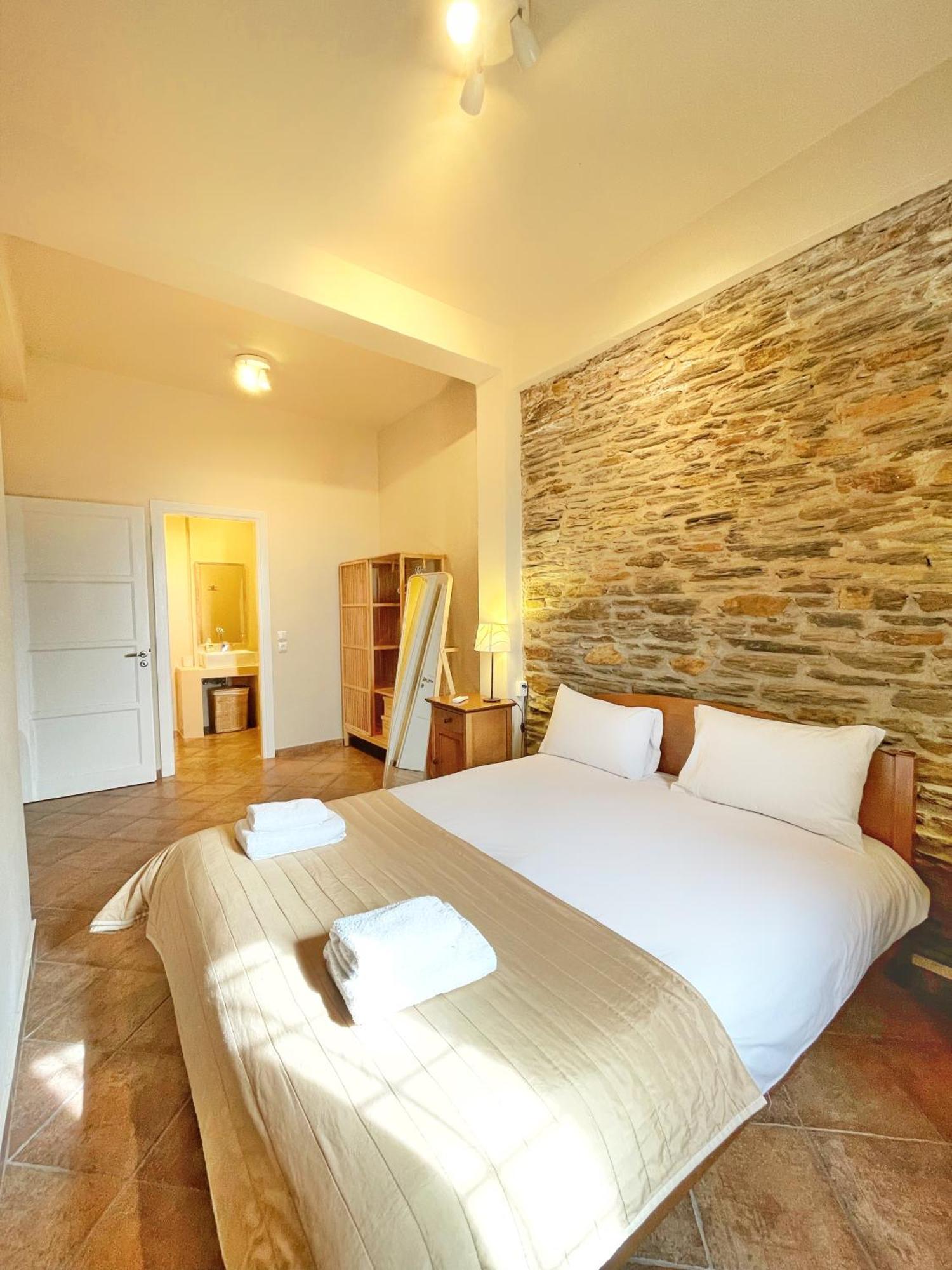 Irida - Sea & Sunset Flats By Explore Andros Apartment